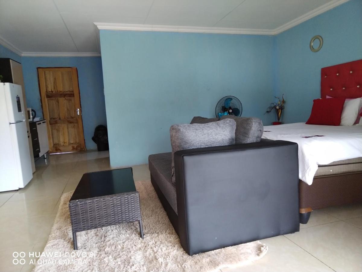 Moholoholo Lodge Acornhoek Esterno foto